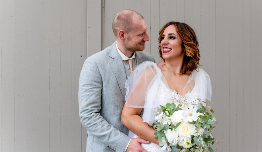 Hochzeitsfotografie Brautpaar emotionale Nähe